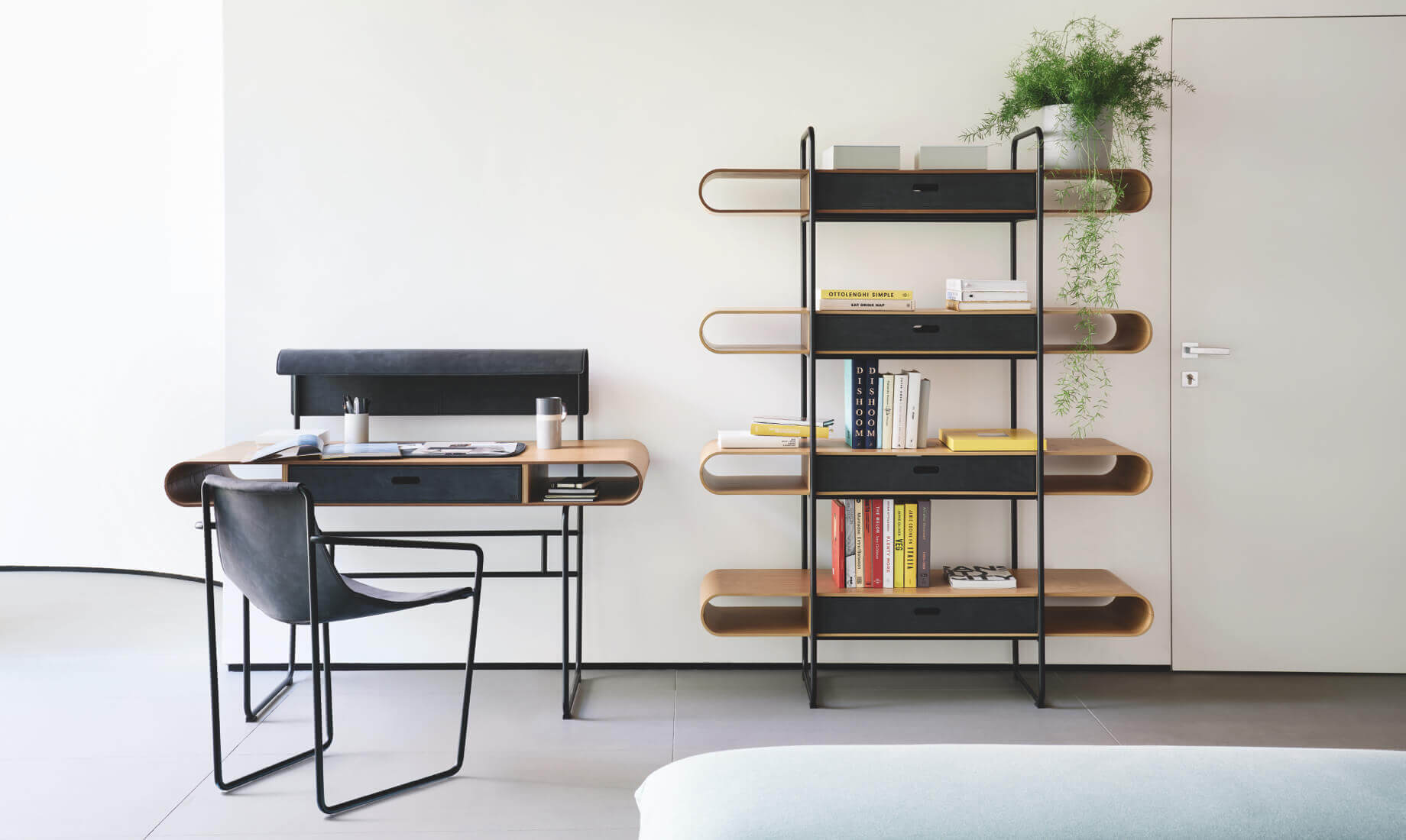 Apelle desk, chair and bookcase - Midj