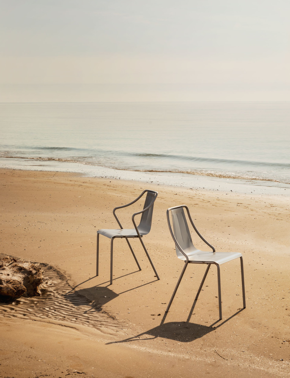 Ola chair collection by MIDJ